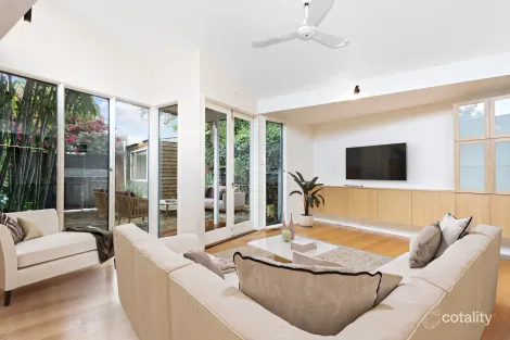 4 Nottingham St, Prahran, VIC 3181