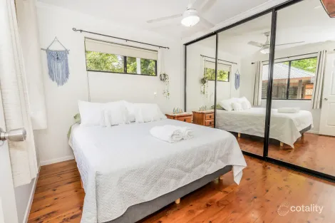 Property photo of 4 Aluminium Drive Tannum Sands QLD 4680