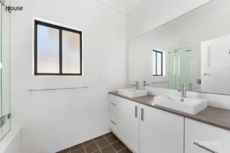 Property photo of 3 Dolly Avenue Springfield NSW 2250