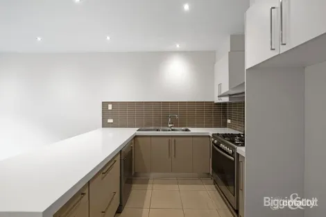 Property photo of 11 Leicester Square Seaholme VIC 3018