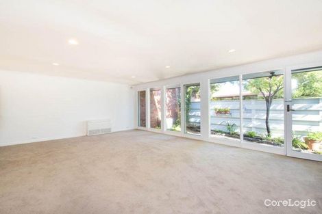 Property photo of 4/245 Pascoe Vale Road Essendon VIC 3040