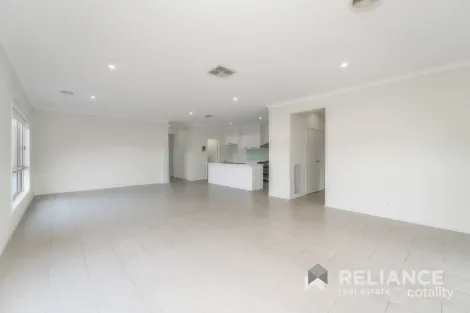 Property photo of 43 Martaban Crescent Point Cook VIC 3030