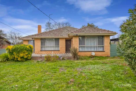 3 Harbour Dr, Sebastopol, VIC 3356