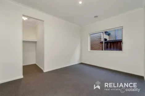 Property photo of 43 Martaban Crescent Point Cook VIC 3030