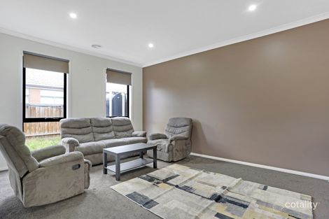 Property photo of 30 Rymill Way Truganina VIC 3029