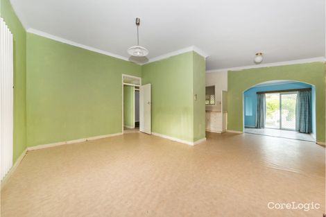 Property photo of 30 Ward Crescent Kelmscott WA 6111