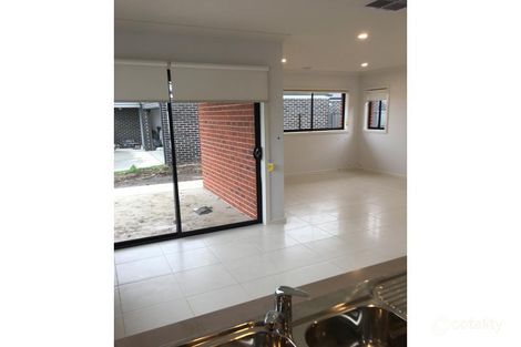 Property photo of 53 Pinnacle Drive Pakenham VIC 3810