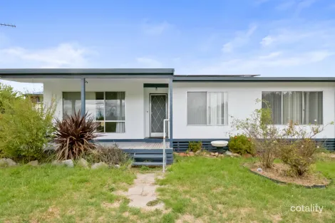 10 Queen St, Uralla, NSW 2358