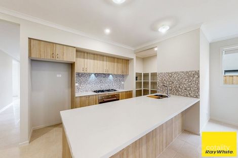 Property photo of 8 Cropping Street Clyde North VIC 3978