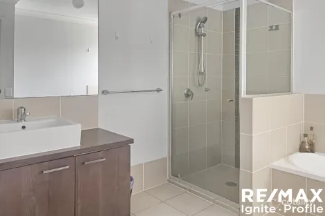 Property photo of 15 Yengo Street Parkinson QLD 4115