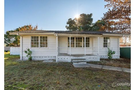 8 Kenny Pl, Tolland, NSW 2650