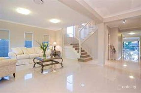 Property photo of 2 Meiers Road Indooroopilly QLD 4068