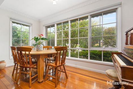 Property photo of 36 Kambea Crescent Viewbank VIC 3084