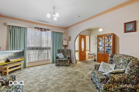 Property photo of 5 May Street Kangaroo Flat VIC 3555