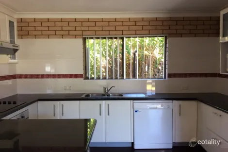Property photo of 2/17 Tenby Street Mount Gravatt QLD 4122