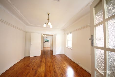 Property photo of 22 First Avenue Rodd Point NSW 2046