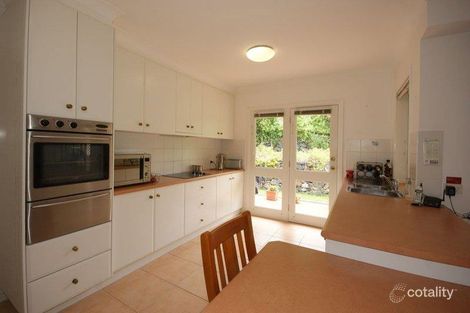 Property photo of 18 Meadowlands Crescent Coffs Harbour NSW 2450