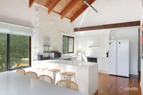 Property photo of 43 First Avenue Katoomba NSW 2780