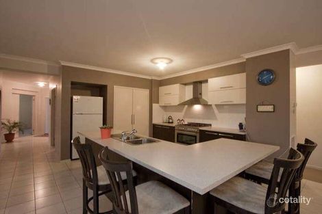 Property photo of 11 Sussex Avenue Cranbourne North VIC 3977