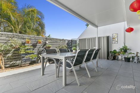 Property photo of 8A/16 Spinnaker Drive Sandstone Point QLD 4511
