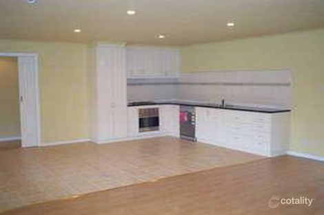 8 Ian Rd, East Warburton, VIC 3799