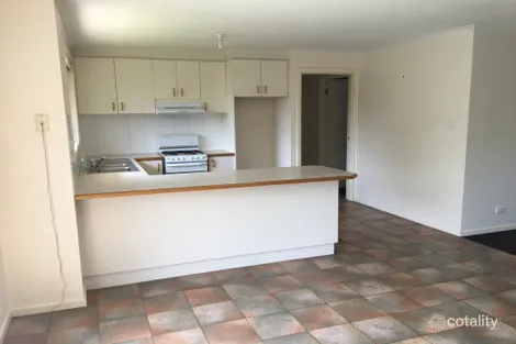 Property photo of 2/160 Derrimut Road Hoppers Crossing VIC 3029