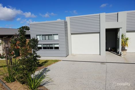 2/8 Falcon Lane, Peregian Springs, QLD 4573