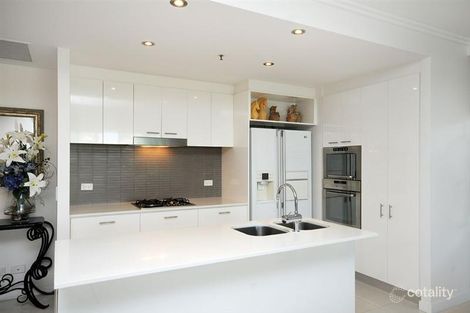 Property photo of 1404/33 T E Peters Drive Broadbeach Waters QLD 4218