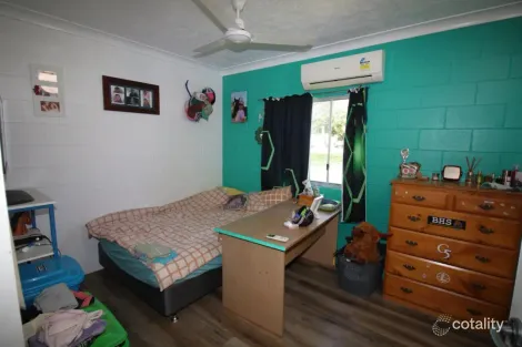 Property photo of 6 Red Road Homestead QLD 4816