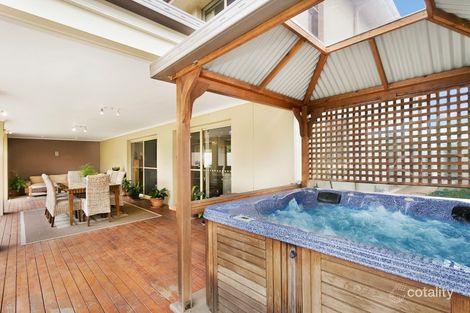 Property photo of 11 Brinley Place Sinnamon Park QLD 4073