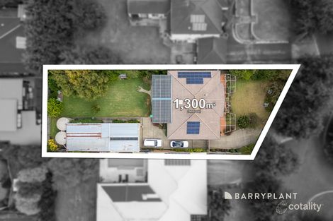 Property photo of 19 Rydaldene Way Berwick VIC 3806