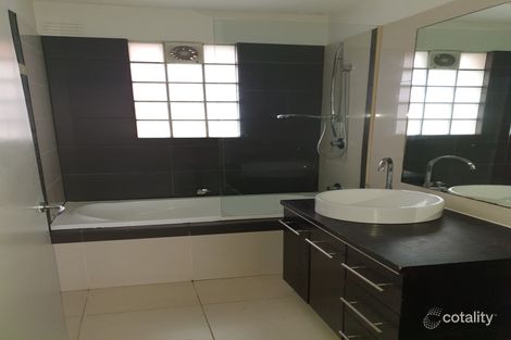 2/355 Blackshaws Rd, Altona North, VIC 3025