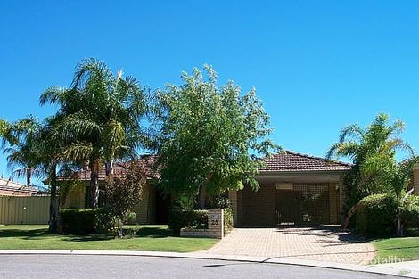 25 Larkspur Pl, Thornlie, WA 6108