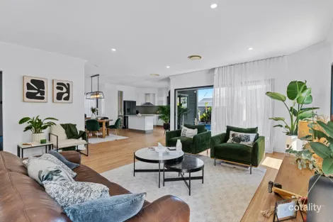 Property photo of 20 Rainlily Crescent Upper Coomera QLD 4209