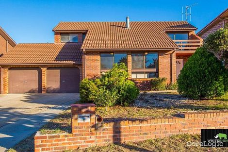 Property photo of 8 Oak Place Karabar NSW 2620