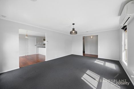 Property photo of 3 Ealing Avenue Wendouree VIC 3355