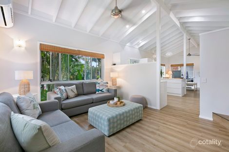 Property photo of 9 Saint Ives Drive Robina QLD 4226