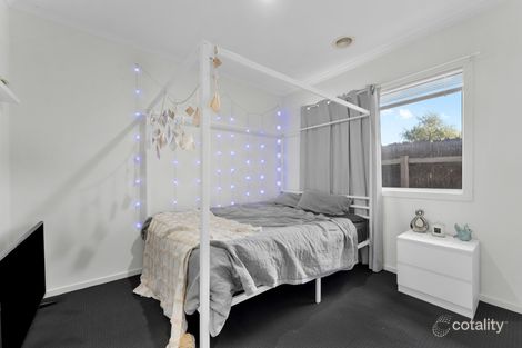 Property photo of 2 Flora Lane Carrum Downs VIC 3201