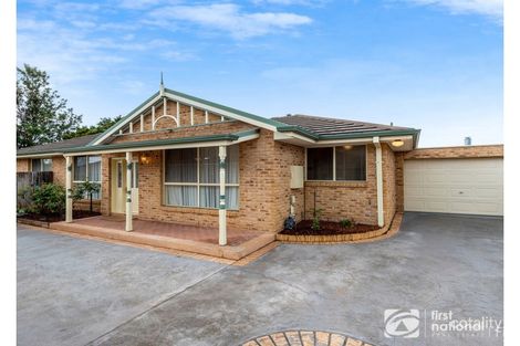 Property photo of 2/6 Lawson Close Cranbourne VIC 3977