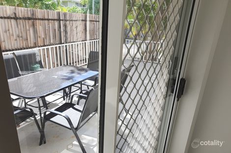 16/37 Bayview St, Runaway Bay, QLD 4216