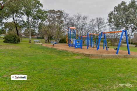 Property photo of 5 Avon Place Oxley Vale NSW 2340