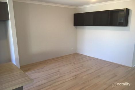 Property photo of 5 Lunata Street Dayton WA 6055