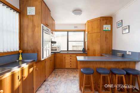 Property photo of 16 West Park Grove Parklands TAS 7320