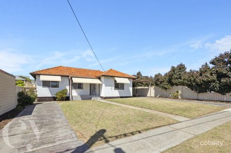 36 Hillsborough Dr, Nollamara, WA 6061