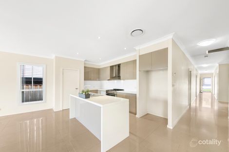 Property photo of 7 Lillypilly Street Colebee NSW 2761