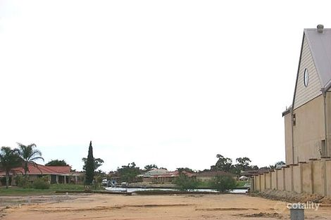 11a Waterside Dr, Dudley Park, WA 6210