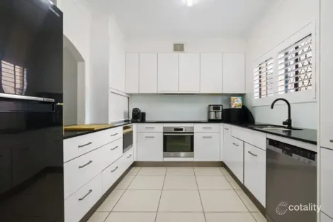 Property photo of 3/2 Bacardi Court Mermaid Waters QLD 4218