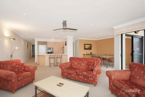 Property photo of 18/20 Pacific Parade Yamba NSW 2464