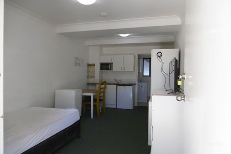 2/7 Railway Pde, Caboolture, QLD 4510