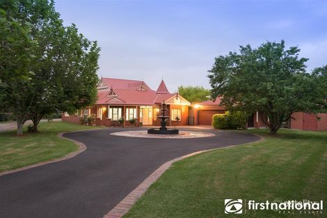 Property photo of 2 Barr Court Pakenham VIC 3810